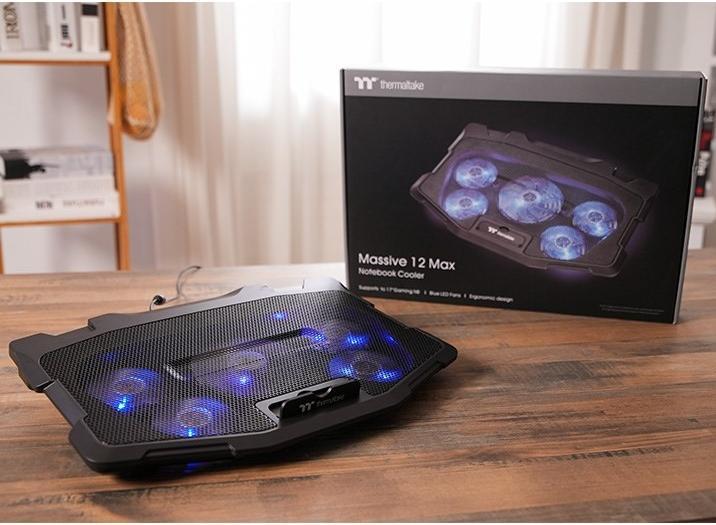 Produktbild Thermaltake Massive 12 Max notebook cooling pad (17") 2200 RPM Black