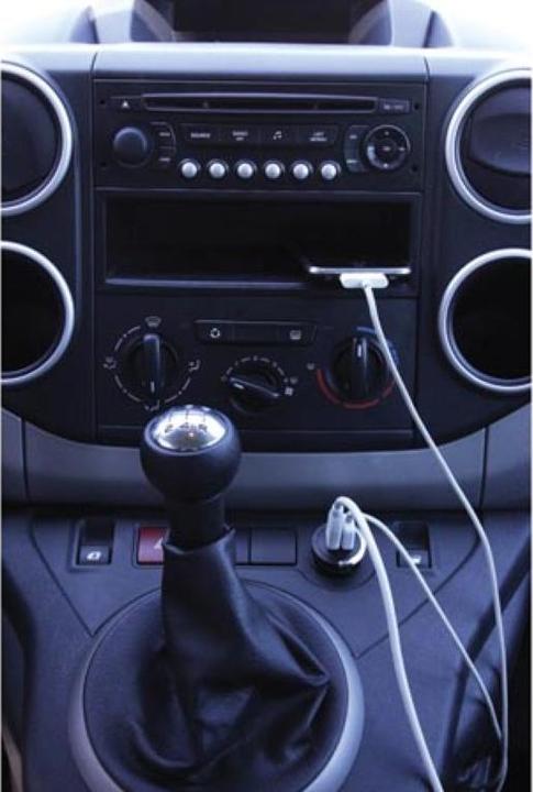 Produktbild Velleman KFZ-LADEGERÄT MIT DOPPELTEM USB-ANSCHLUSS - 5V / 2.1 A, 10.5 W max.
