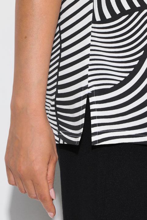 Actual product image Ulla Popken Geometric Print Short Sleeve Tee (50, 52)