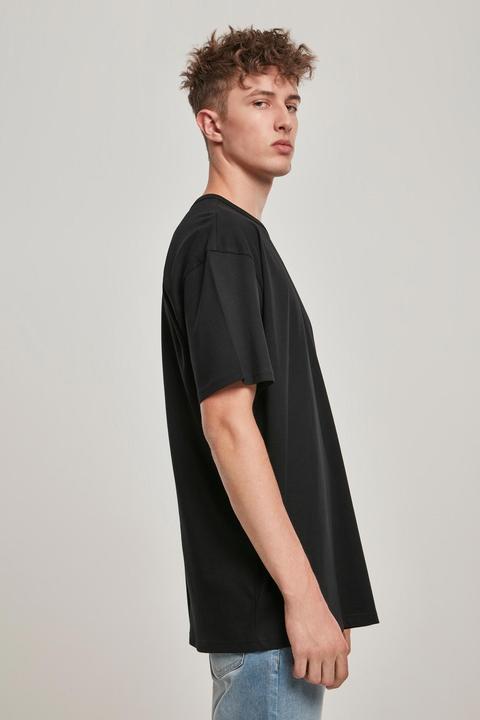 Actual product image Urban Classics Organic Basic Tee (4XL)