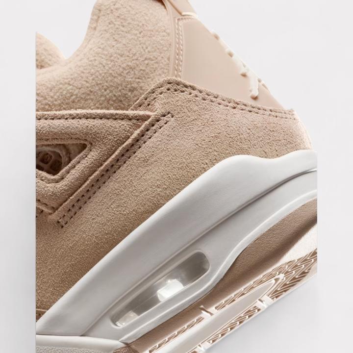 Produktbild Nike Air Jordan 4 (42.5)