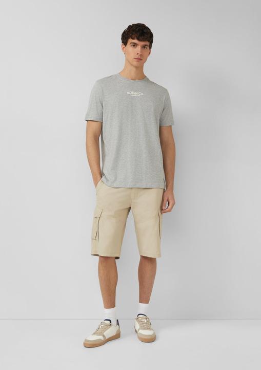 Image du produit s.Oliver File: Cargo-Shorts mit Logo-Details (33)