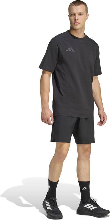 Produktbild Adidas JVB32 Herren Soccer Tiro Travel Shorts, Schwarz/Schwarz (JM5542), 2XL (XXL)