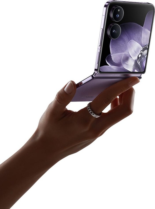 Produktbild Xiaomi MIX Flip + Electric Scooter 4 Lite (2. Gen) Swiss Edition Launch Edition (512 GB, Purple, 6.86", Dual SIM, 50 Mpx, 5G)