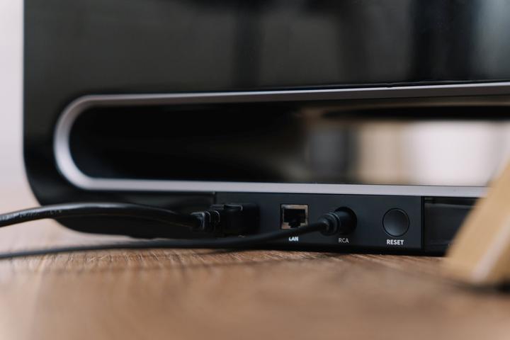 Produktbild WiiM LPWISUBPB Sub Pro 8" 250W Kabelloser Smart Subwoofer (WLAN, Bluetooth)