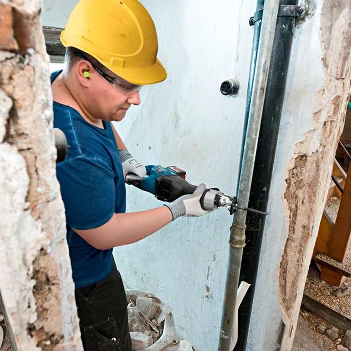 Produktbild Bosch Professional GSA 18V-32