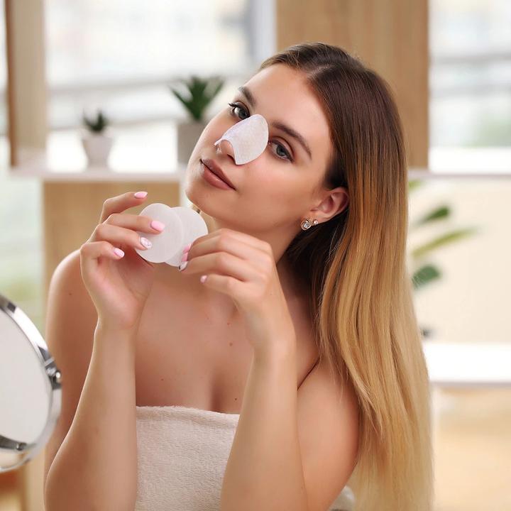 Immagine prodotto Foreo Pore Minimizing Toner Pads - 60 pezzi per pelli problematiche (Salviette detergenti per il viso, Tonico per il viso, 450 g)