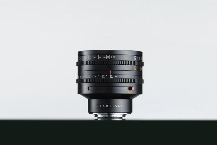 Produktbild TTArtisan 35mm T2.1 Fuji X (Vollformat)