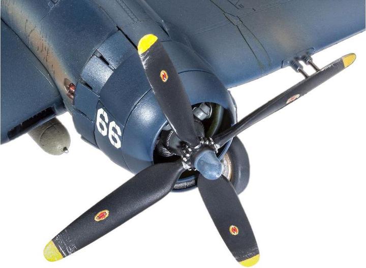 Image du produit Revell F4U-4 Corsair