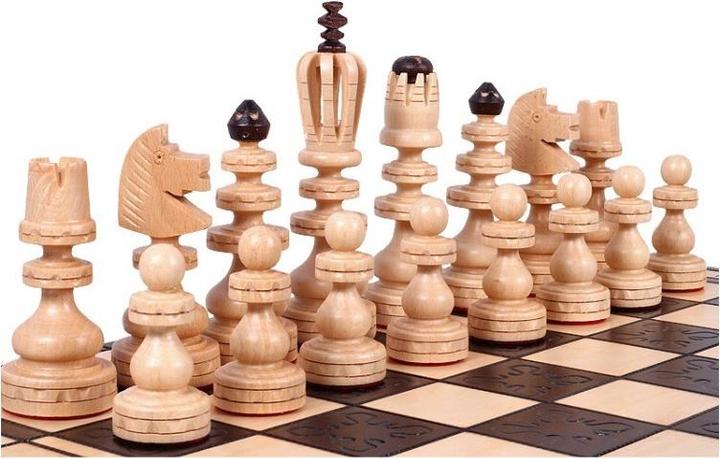Image du produit Holzecke Jeu d'échecs sculpté "ROMAN II