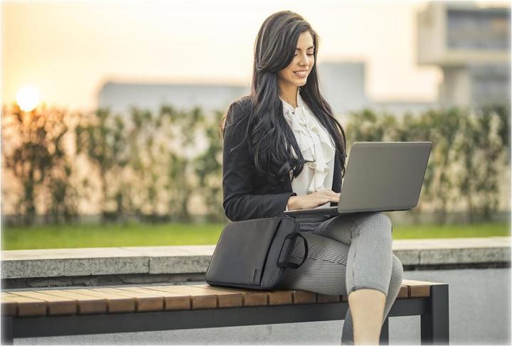 Actual product image Kensington Eco laptop and tablet sleeve for devices (14", Universal)