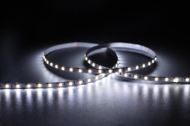 Produktbild Synergy 21 LED Flex Strip 80 grÃ¼n DC24V 24W LP IP68 (Grün, 500 cm, Indoor)