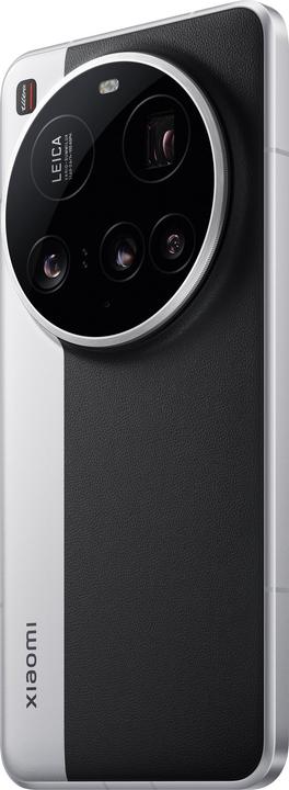 Actual product image Xiaomi 15 Ultra (512 GB, Silver Chrome, 6.73", Dual SIM, 5G)