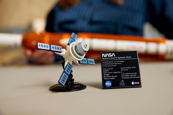 Productafbeelding LEGO NASA Artemis lanceerplatform (10341, LEGO Icons, LEGO Zeldzame Sets)