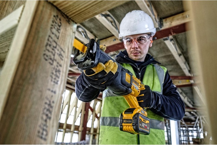 Actual product image DeWalt DCS389NT Accu Reciprozaag 54V Flexvolt Basic Body in TSTAK