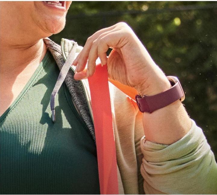 Produktbild Fitbit Versa 4 (40.50 mm)