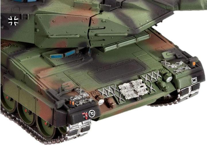 Produktbild Revell Leopard 2 A6M