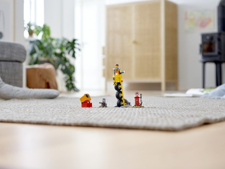 Actual product image LEGO Emmet's Tricycle (70823)