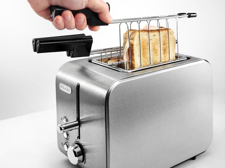 Actual product image De'Longhi DeLonghi CTX 2203 toaster 2 slice/s Silver 550 W