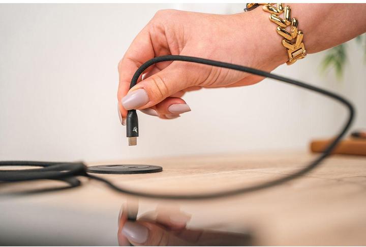 Produktbild Aqiila Cablebird CB11 - USB-C to USB-C Braided cable, 240W (1m) - Black (1 m, USB 2.0, 240 W)