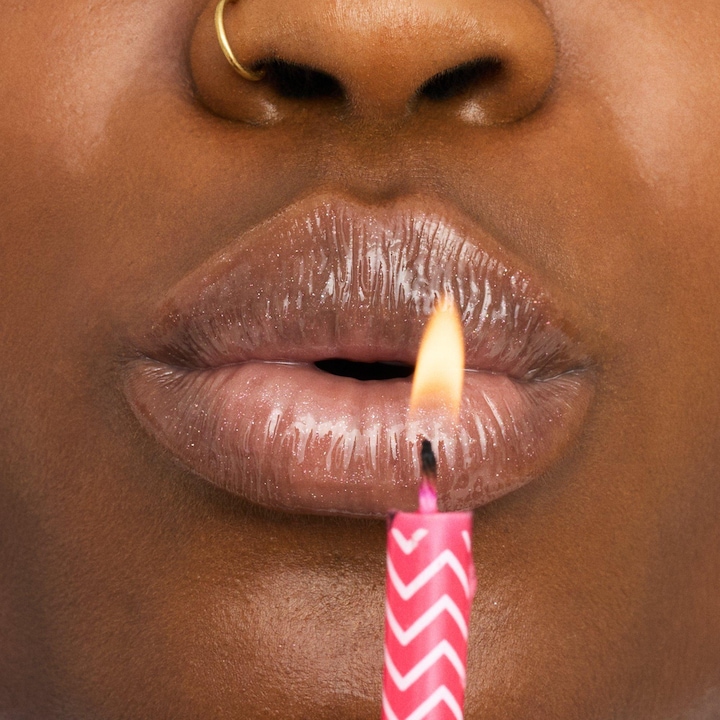 Image du produit essence Birthday Bomb (Rose)