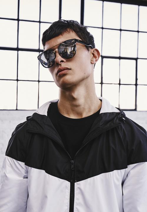 Actual product image Urban Classics 2-Tone Tech Windrunner (XXL)