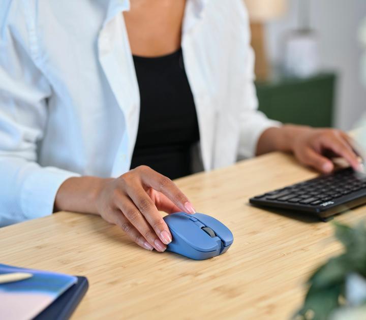 Produktbild Trust Mydo Silent Wireless Mouse Blue (Kabellos)