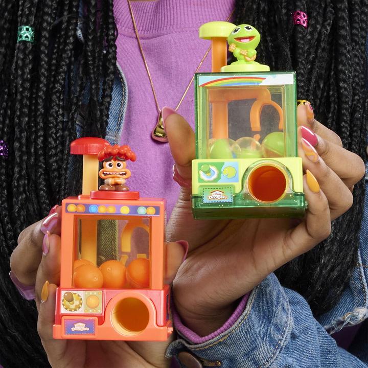 Image du produit Doorables Disney Whatcha Gotcha Claw Machine Asst.
