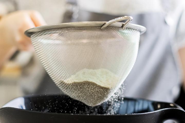 Actual product image Kitchen Craft Fine mesh pointed sieve (18 cm)