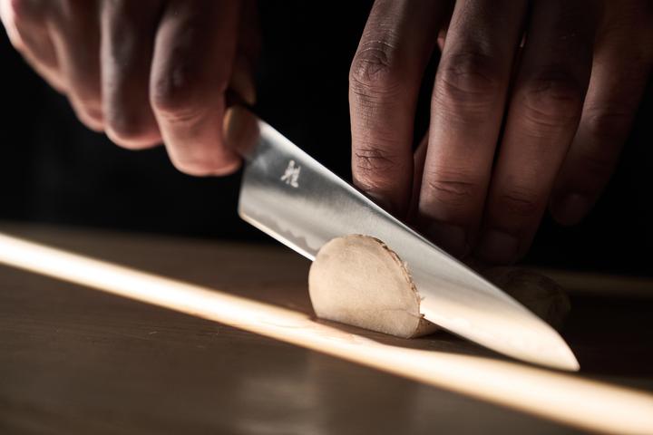 Produktbild Miyabi 4000FC V2 Gyutoh 20cm (20 cm)