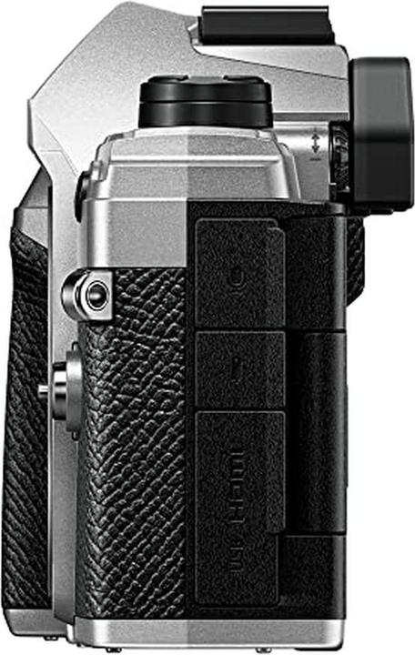 Actual product image Olympus OM SYSTEM OM-5 Housing (Silver) (20.40 Mpx)