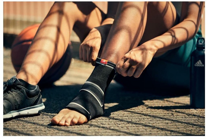 Actual product image adidas Ankle brace (S)