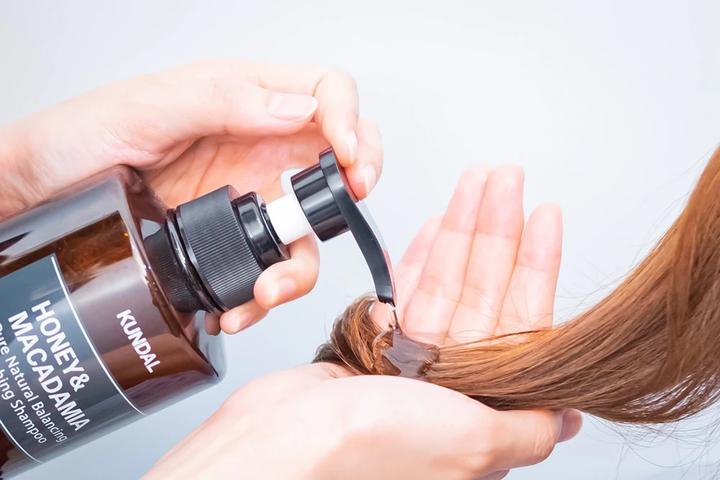 Produktbild Kundal Nature Shampoo 500ml Amber Vanilla (500 ml)