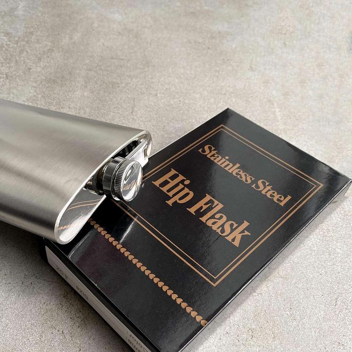 Actual product image Intirilife Hip flask250 ml (250 ml)