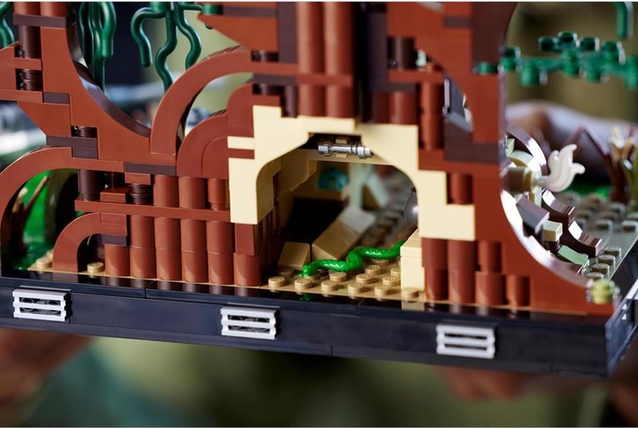 Immagine prodotto LEGO Star Wars 75330 Addestramento Jedi a Dagobah Diorama (75330, LEGO Star Wars)
