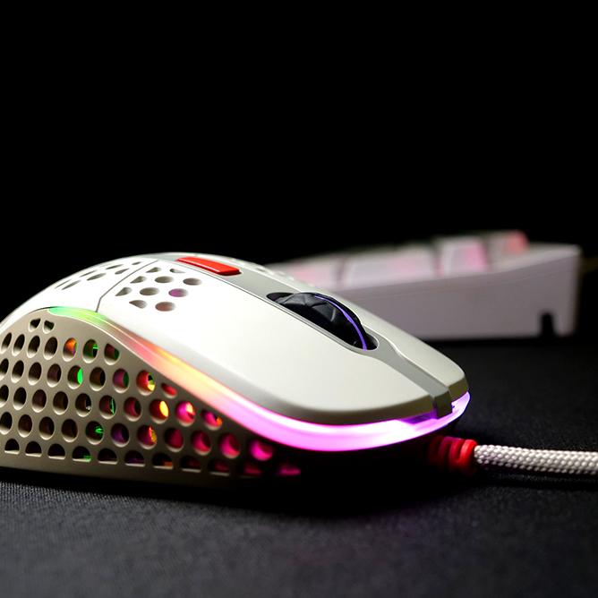 Productafbeelding CHERRY xtrfy M4 RGB Retro Editie (Bedraad)