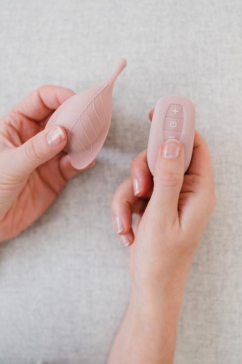 Actual product image My Own Filo Buttercup Leaf - Purple