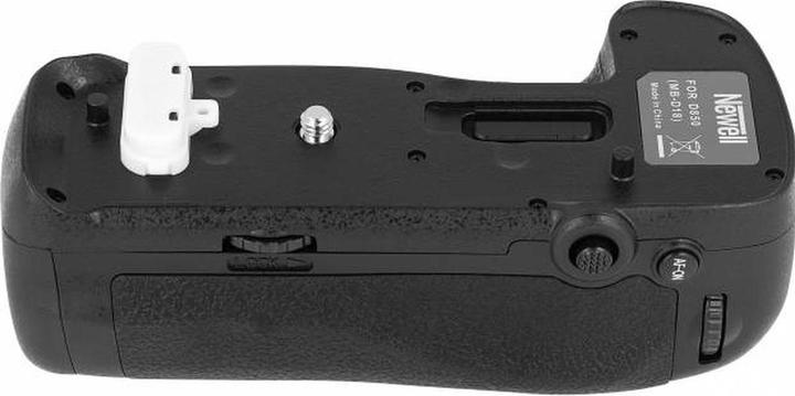 Produktbild Newell Battery Battery Pack MB-D18 by Nikon