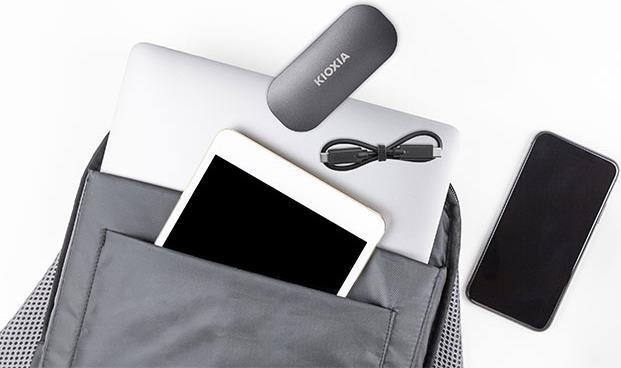 Actual product image Kioxia EXCERIA PLUS Portable SSD 2TB USB 3.2 Gen2 Type C (2000 GB)
