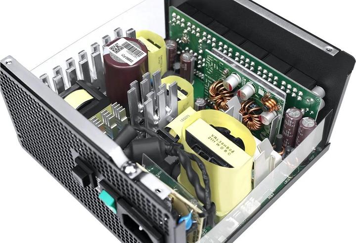 Produktbild Deepcool PQ850M ATX12V V2.4, 850 W, 80 PLUS Gold Certified (850 W)
