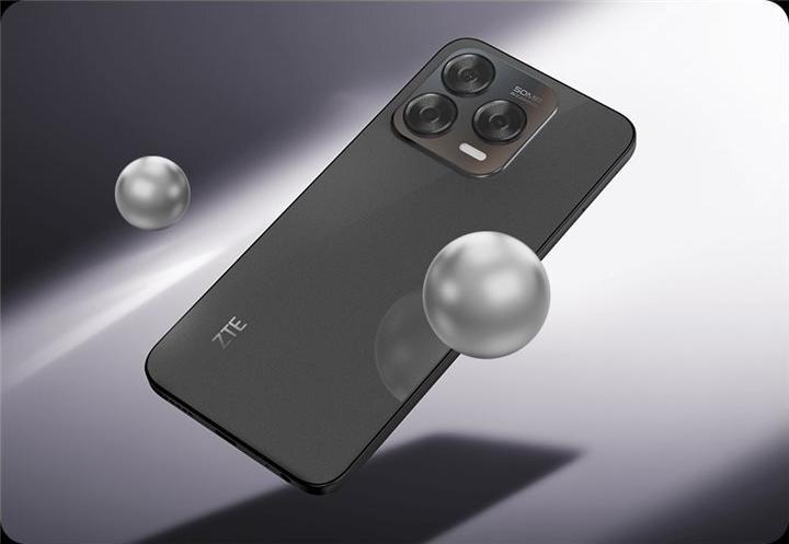 Actual product image ZTE Blade V70 Vita (256 GB, Stone Gray, 6.70", Dual SIM, 4G)