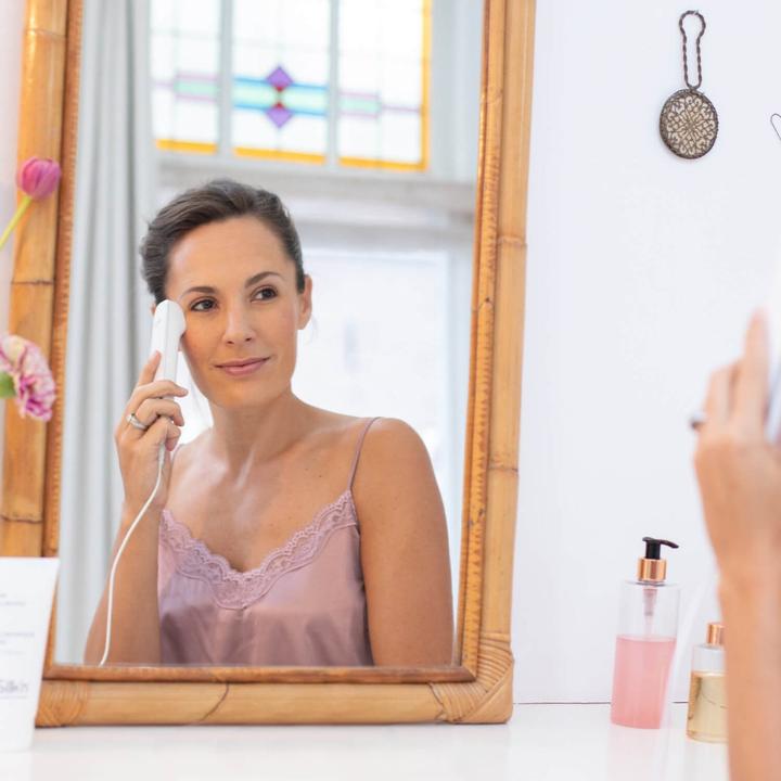 Produktbild Silk'n Silkn H2111H2112 FaceTite AntiAging Device White