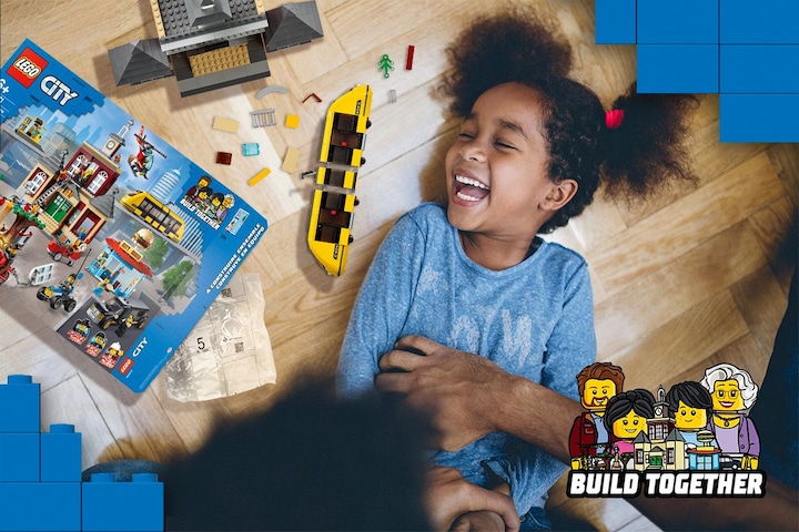 Immagine prodotto LEGO Piazza della città (60271, LEGO City)