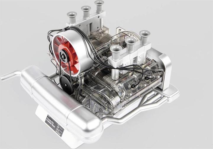 Actual product image Franzis Porsche 911 Boxermotor, Motorbausatz im Massstab 1:3