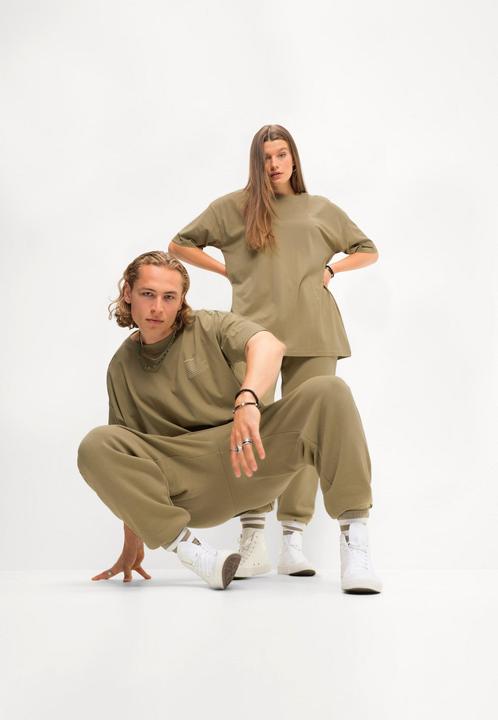 Actual product image Studio Untold Mini Statement Print Tee (M)