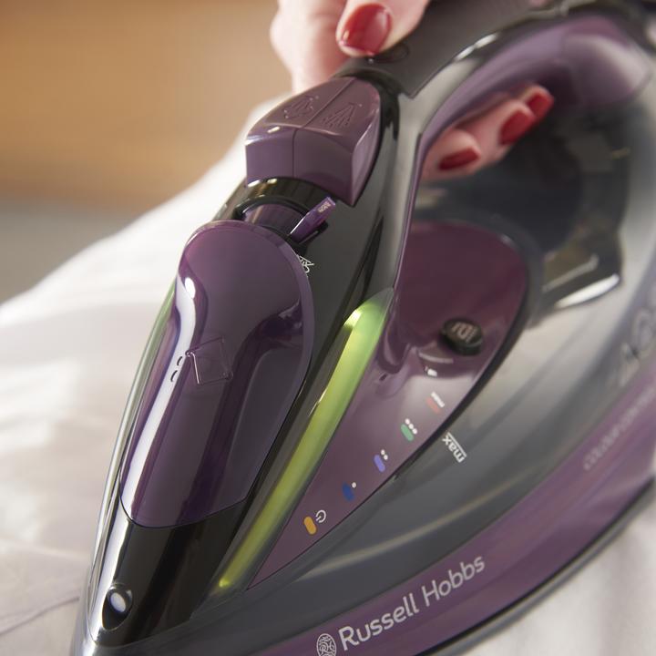 Actual product image Russell Hobbs Colour Control Pro Ultra Iron (195 g/min)