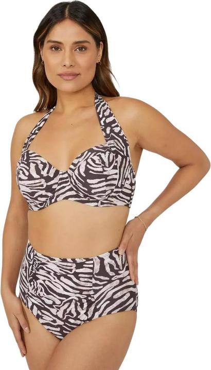 Actual product image Universal Textiles Bikini panties