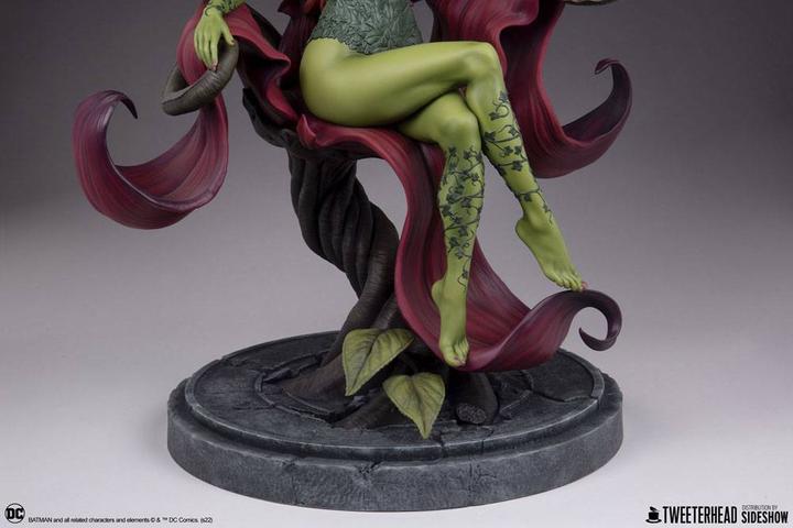 Produktbild Tweeterhead DC Comics statuette Poison Ivy Variant 36 cm
