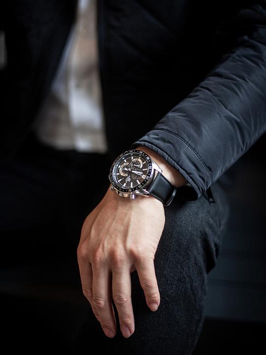 Produktbild Casio Edifice (Chronograph, 50 mm)