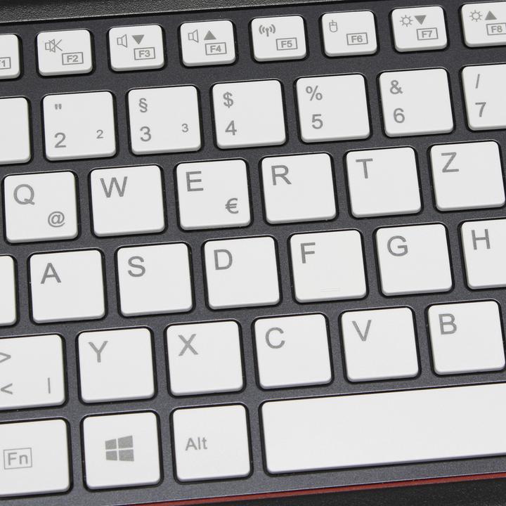 Produktbild Fujitsu Lifebook E559 (16 GB, 15.60", 1000 GB, Deutschland, A / Wie neu)